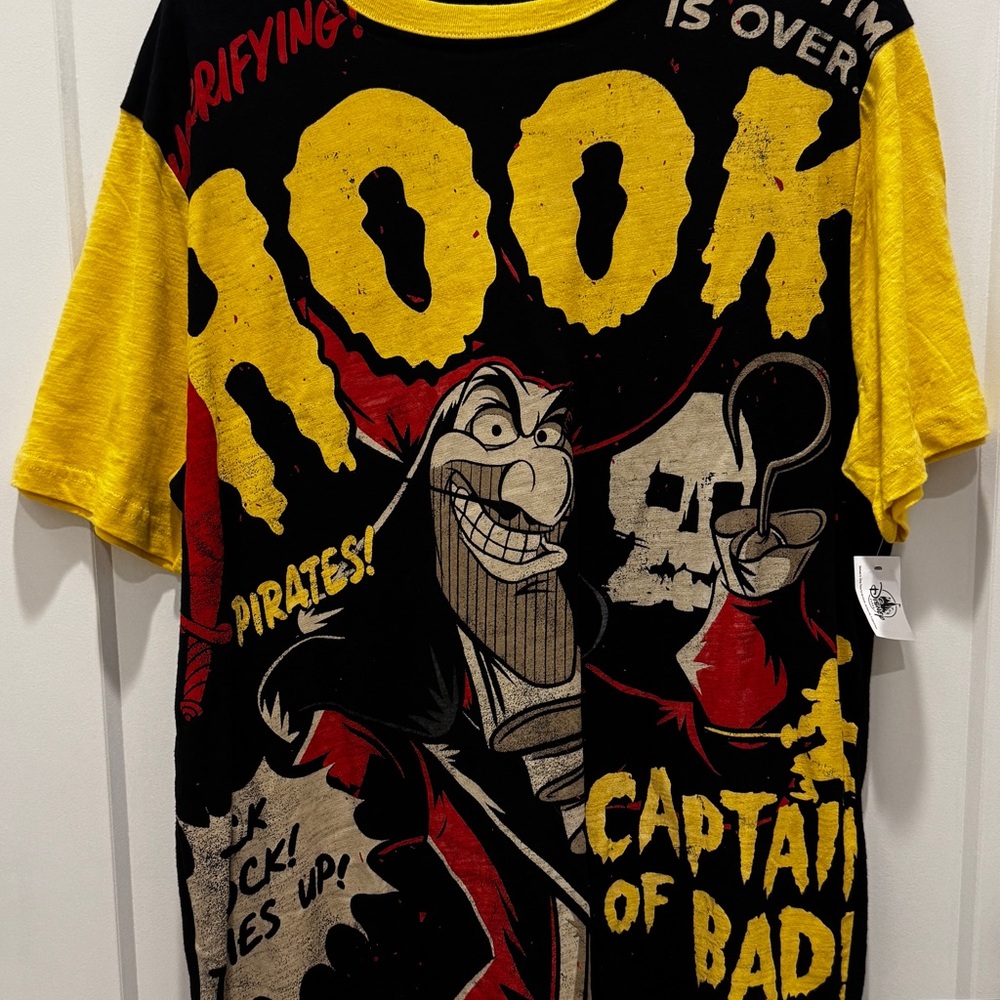 NEW Captain Hook Disney Villain Yellow and Black Tee shirt LARGE - Picture 2 of 13